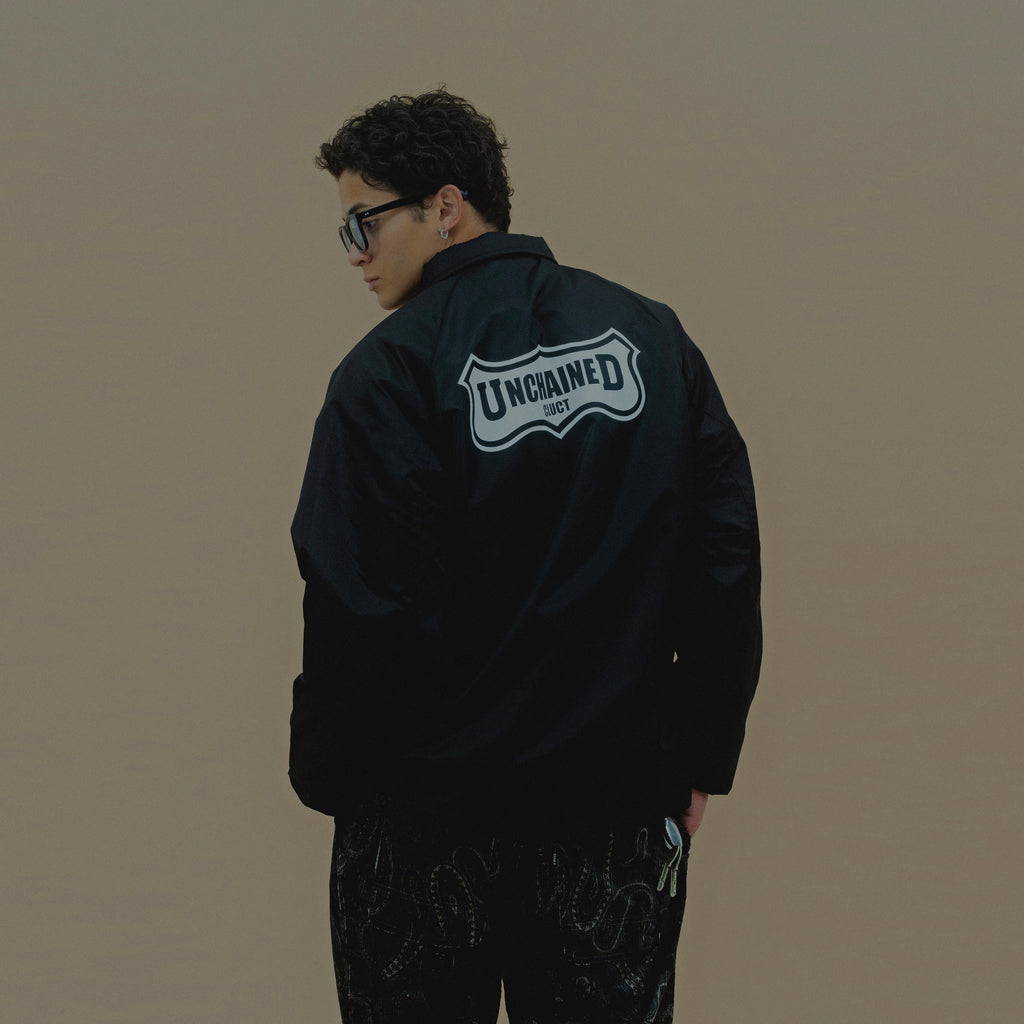 UNCHAINED [BOA JACKET] 05122