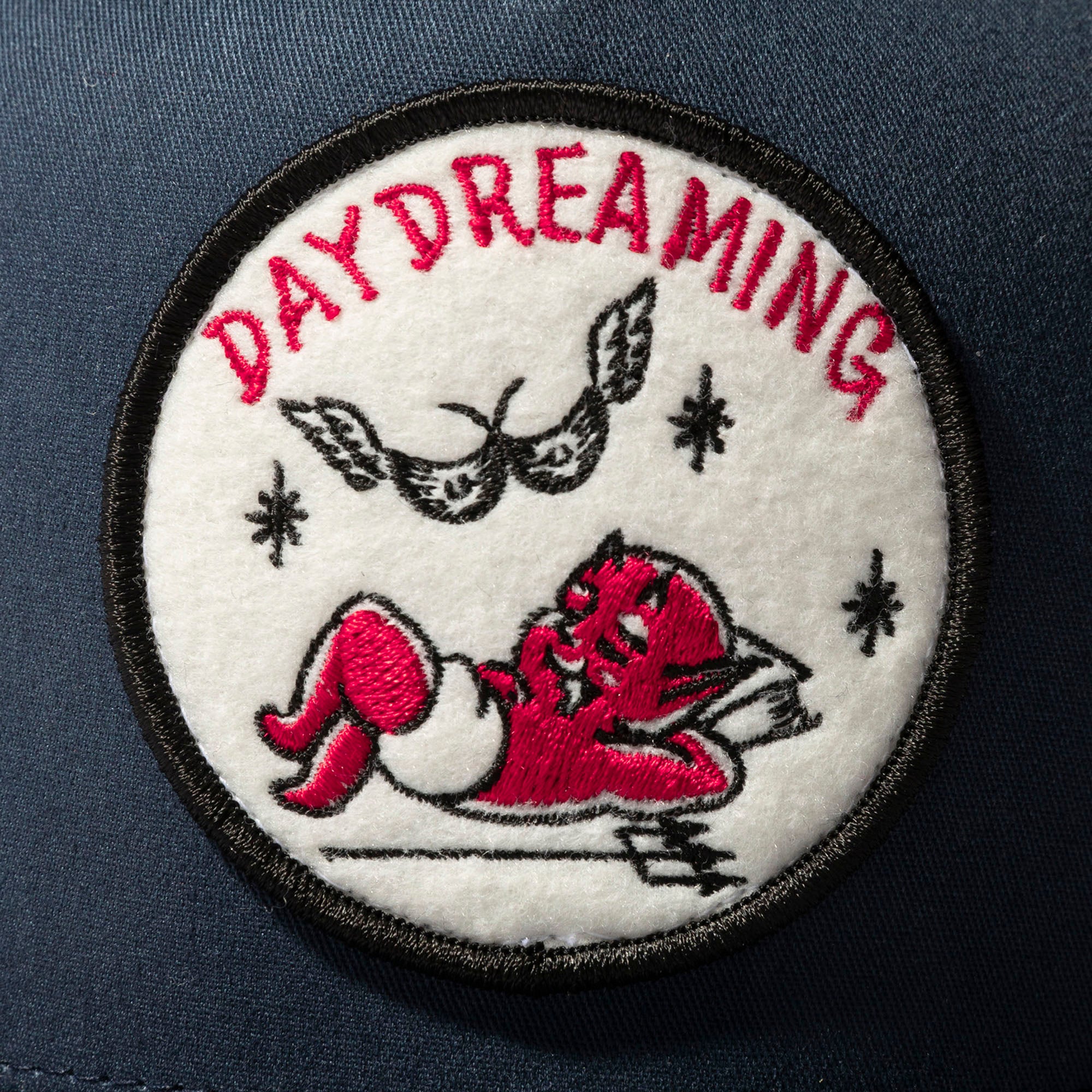 DAYDREAMING [MESH CAP] 04817 – CLUCT