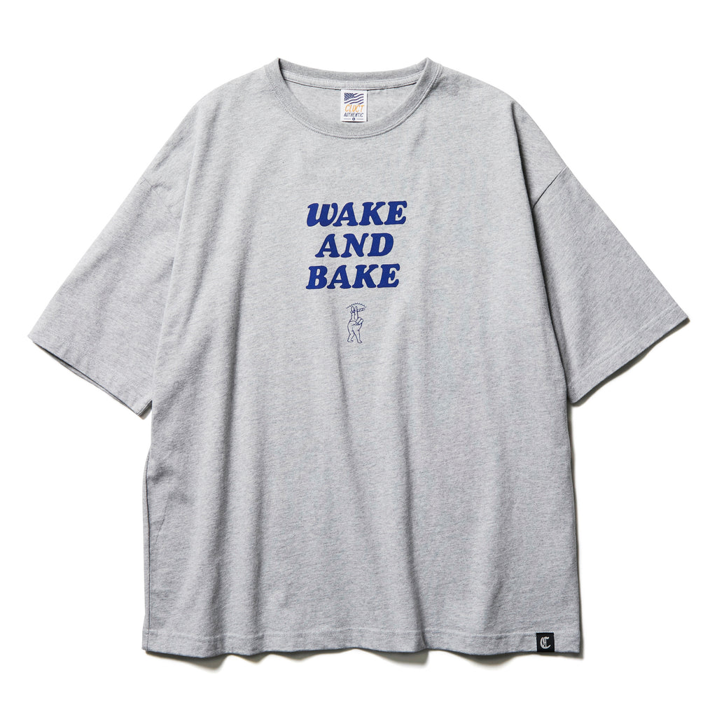 WAKE AND BAKE [S/S TEE][W] 04223 - CLUCT