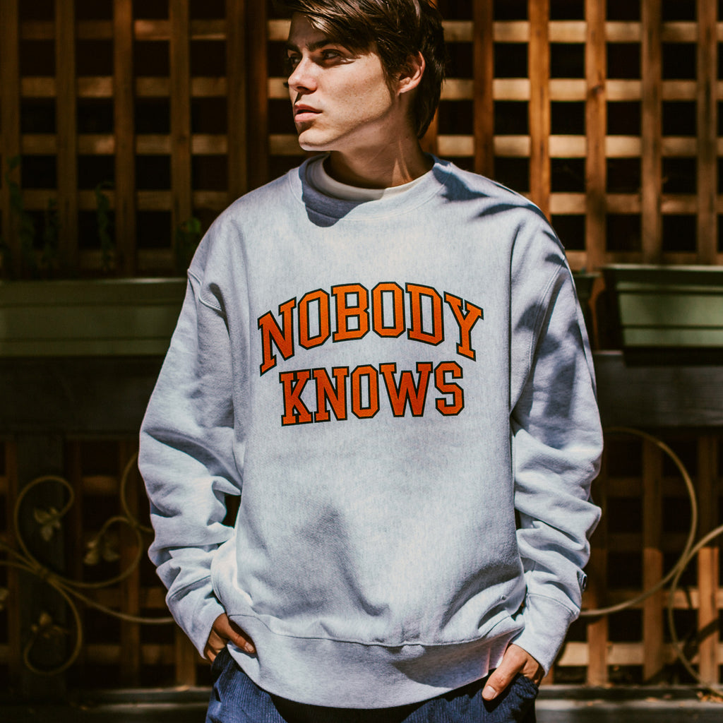 NOBODYKNOWS [CREW SWEAT] 04526